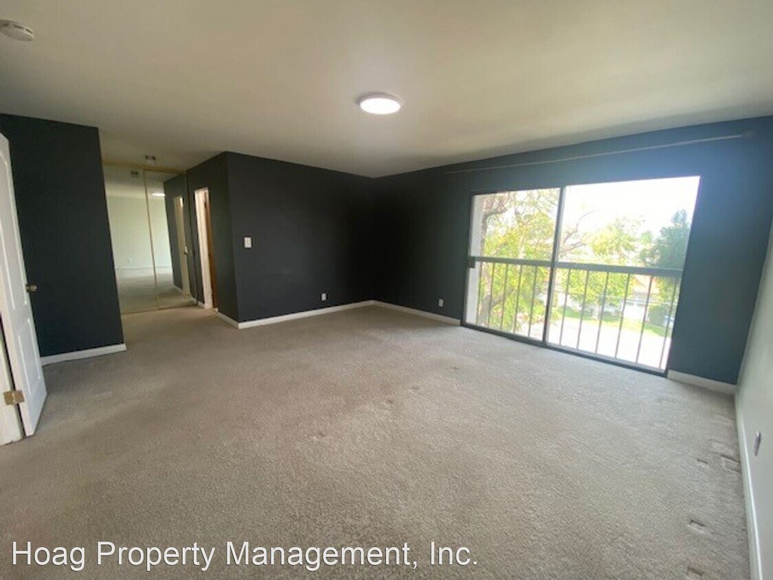 Primary Photo - 2 br, 1.5 bath House - 10420 Downey Ave., ...