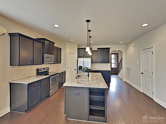 Building Photo - 136 Cobbler Circle Hendersonville TN