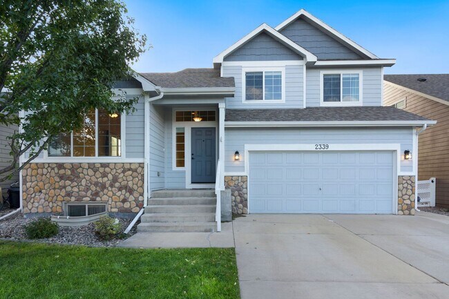 Foto del edificio - Open Space Views at this 3-Bedroom, 3-Bath...