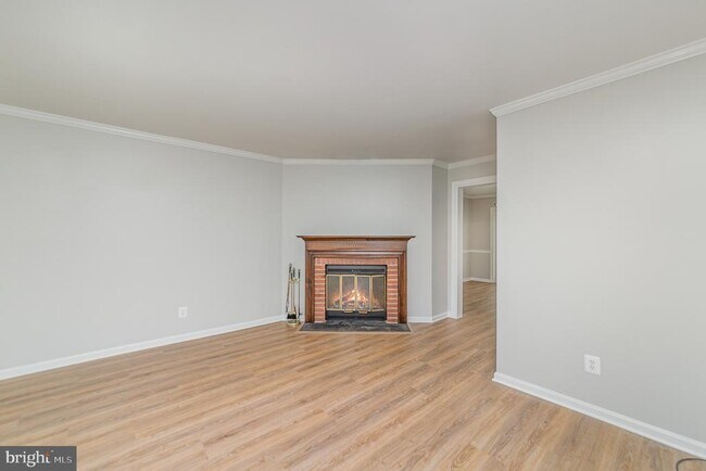 Foto del edificio - 825 Chesney Ln
