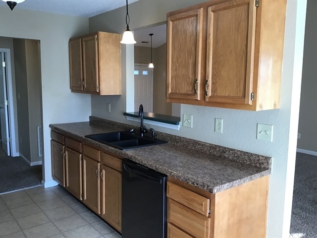 Building Photo - 8316 Crosser Dr