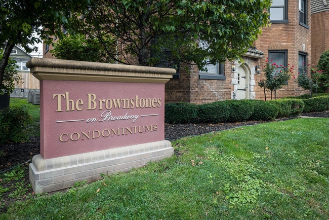 Building Photo - 4504 Broadway Blvd