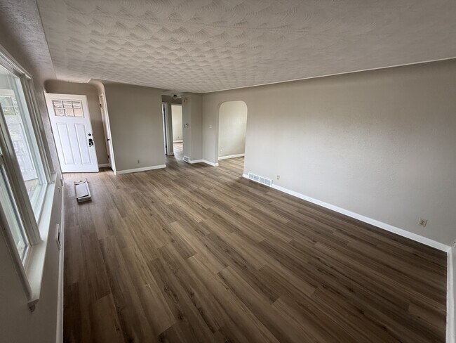Foto del edificio - 820 35th Ave Ct