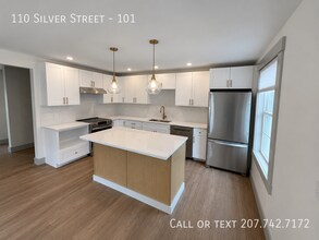 Building Photo - 110 Silver St