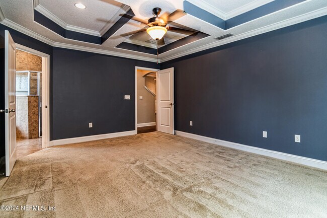 Building Photo - 241 S Bellagio Dr