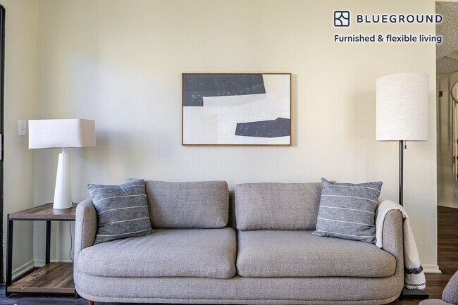 Foto del edificio - 747 Gayley Ave