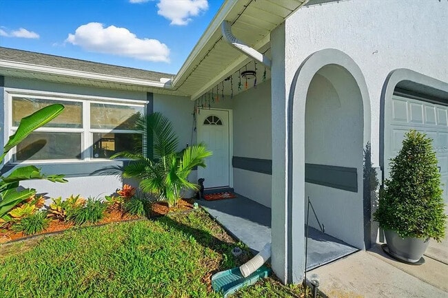 Building Photo - 7330 Ashmore Dr