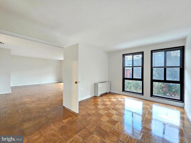 Foto del edificio - 1280 21st St NW