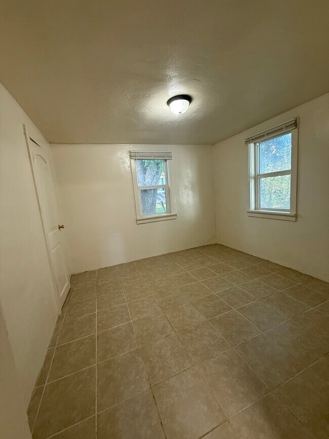 Foto del edificio - 1011 4th St N