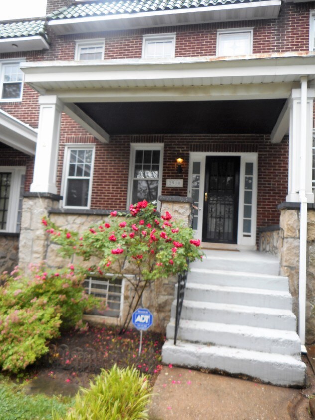 2910 Cresmont Ave, Baltimore, MD 21211 House for Rent in Baltimore