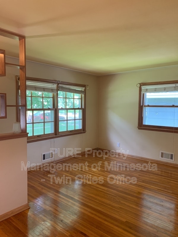 Building Photo - 5717 Xerxes Ave S