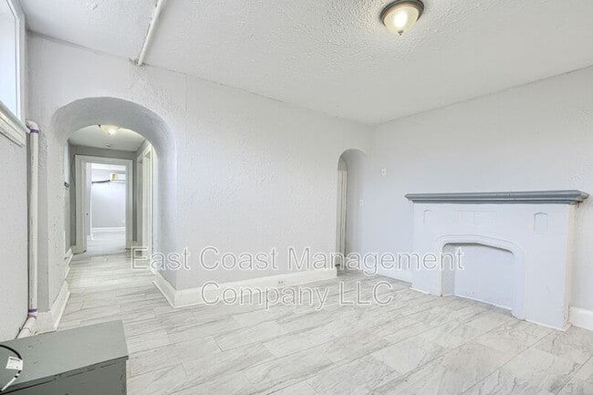 Photo - 2878 Harford Rd Apartment