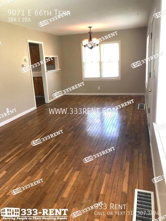 Foto del edificio - 9071 E 66 Terrace