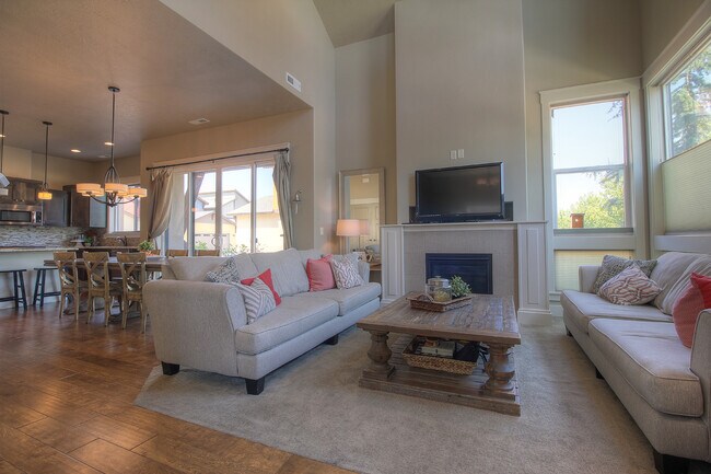 Foto del edificio - 1229 E Lone Creek Dr