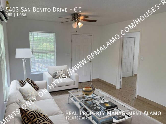 Foto del edificio - *COMING SOON!* Upstairs 1 Bedroom 1 Bath U...