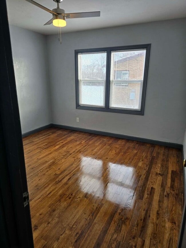 Building Photo - Soda Triplex