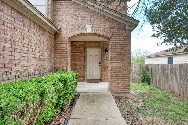 Building Photo - 530 Sheep Trail Dr