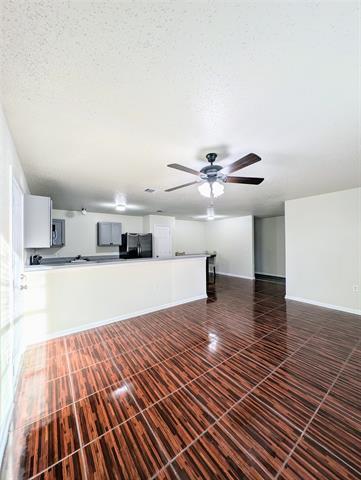 Foto del edificio - 240 Crowfoot Dr