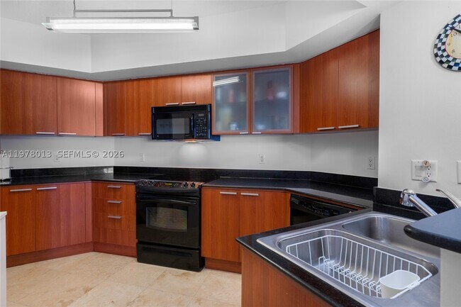 Foto del edificio - 16699 Collins Ave