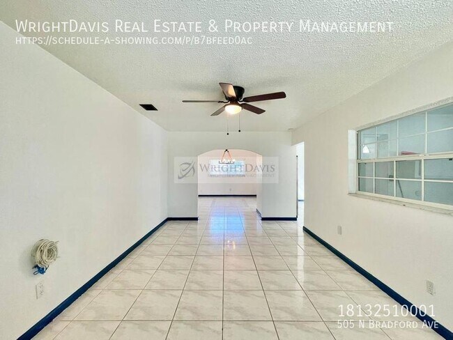 Foto del edificio - Cute 2/1 home in Tampa