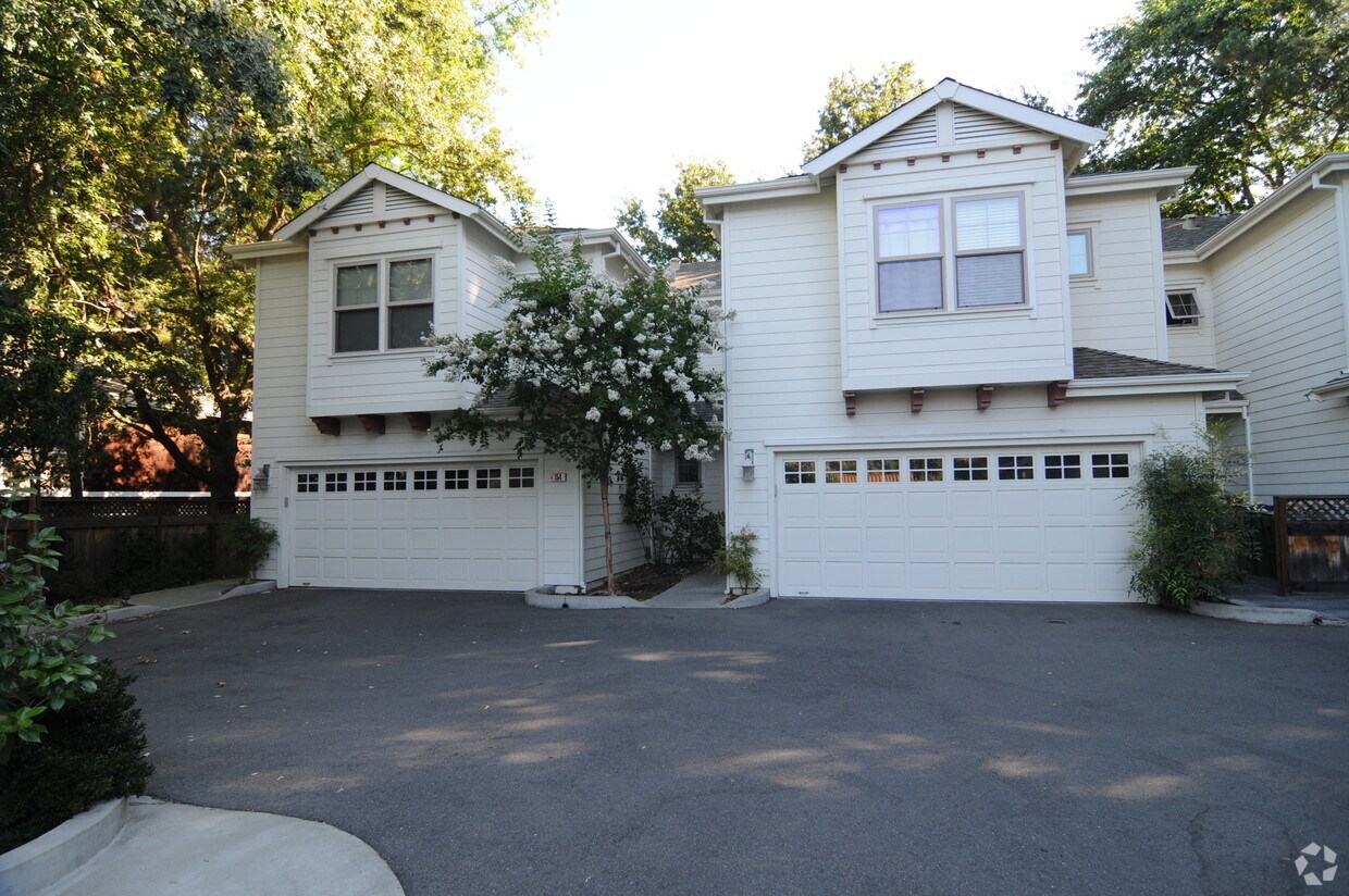 Building Photo - 152 & 154 El Dorado Ave