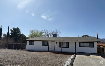 Building Photo - 1324 S Ocotillo Dr