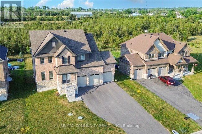 Building Photo - 39 Summer Breeze Dr