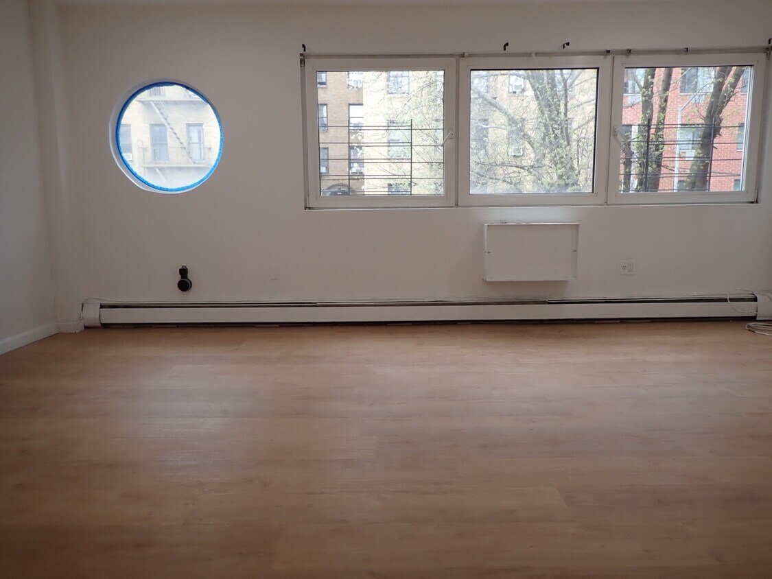 Foto principal - 1174 Sherman Ave