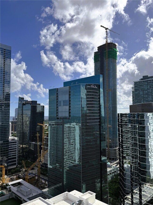 Building Photo - 1200 Brickell Bay Dr
