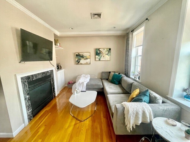 Foto del edificio - 385 Hanover St