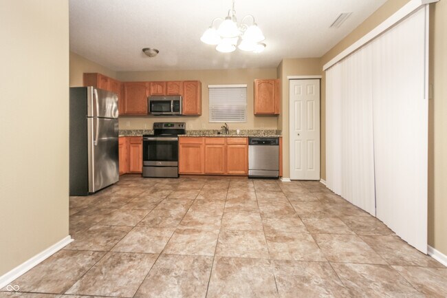 Foto del edificio - 1742 Elijah Blue Dr