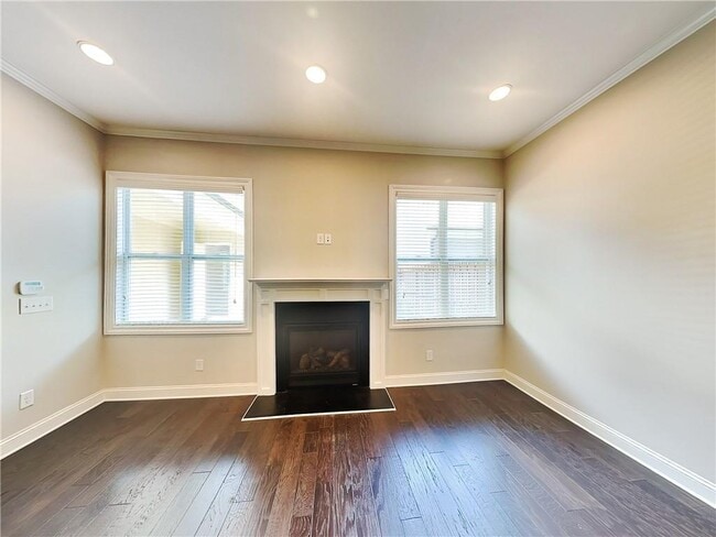 Building Photo - 895 Proctor Ranch Dr