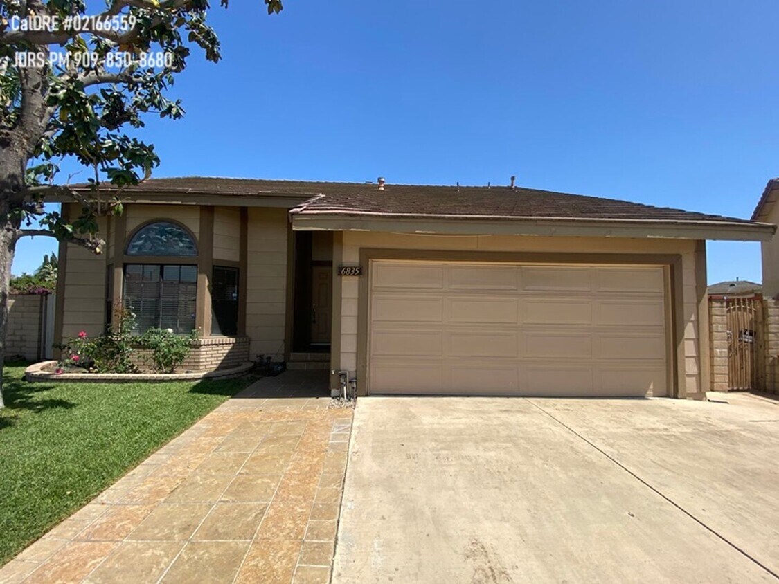 Foto principal - Chino 4 Bedroom Available Mid May