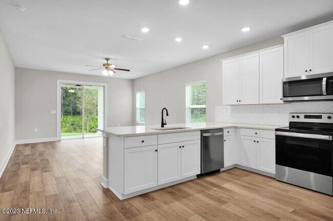 Building Photo - 770 Morgans Treasure Rd