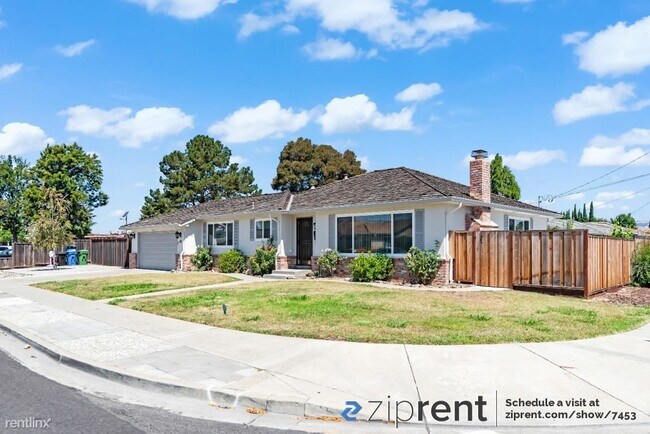 Foto del edificio - 3 br, 2 bath House - 38176 Farwell Drive, ...