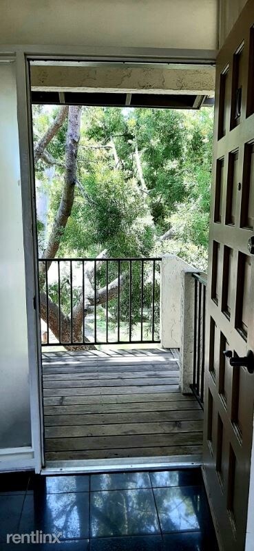 Building Photo - 1 br, 1 bath Condo - 1078 Miramonte Dr 10