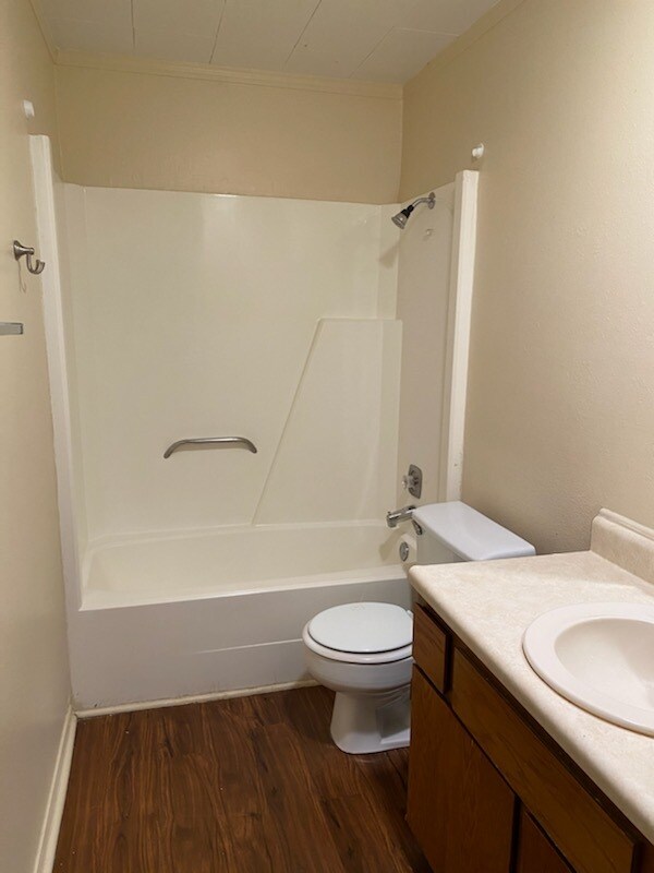 bathroom - 1855 W Deane St