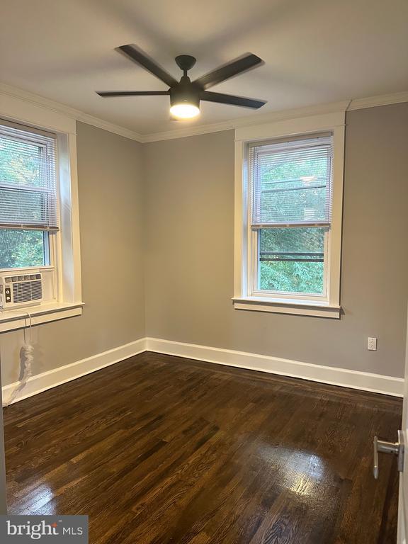 Foto del edificio - 6600 Lincoln Dr