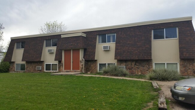 Building Photo - 1942 Pecan St