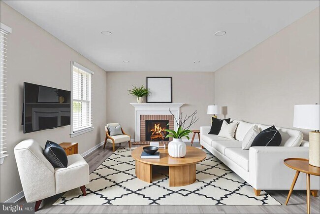 Foto del edificio - 227 N Randolph Rd