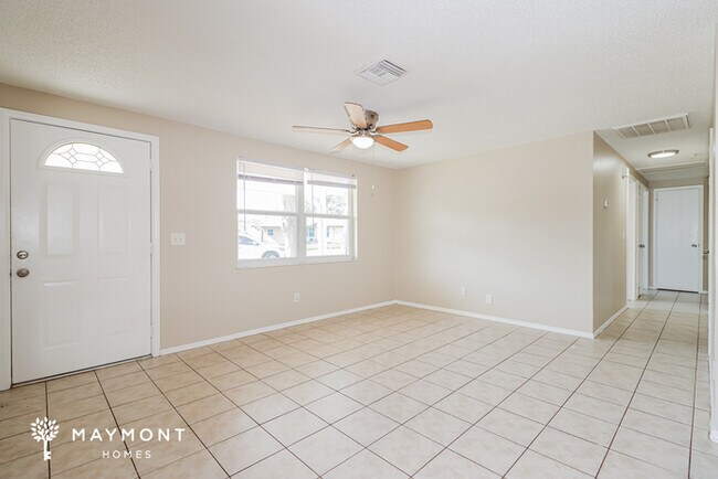 Foto del edificio - 3107 Birch Ct