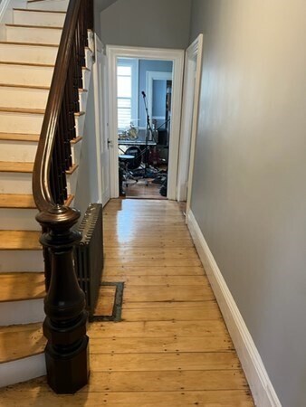 Building Photo - 42 Putnam Ave