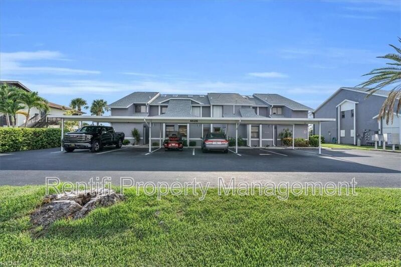 Foto principal - 4626 SE 5th Pl