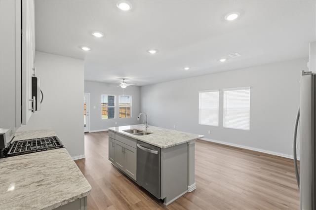 Foto del edificio - 712 Leavenworth Dr