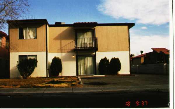 Building Photo - 4820 W Twain Ave