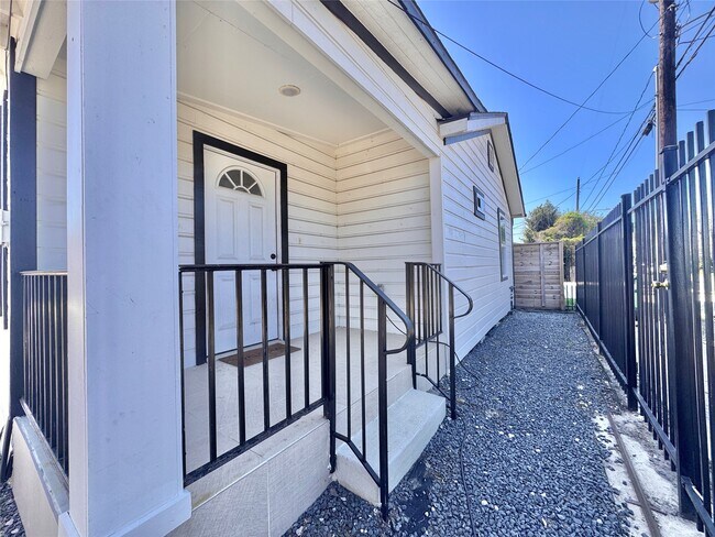 Foto del edificio - 4010 Chapman St