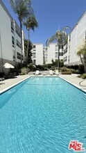 Building Photo - 14144 Dickens St
