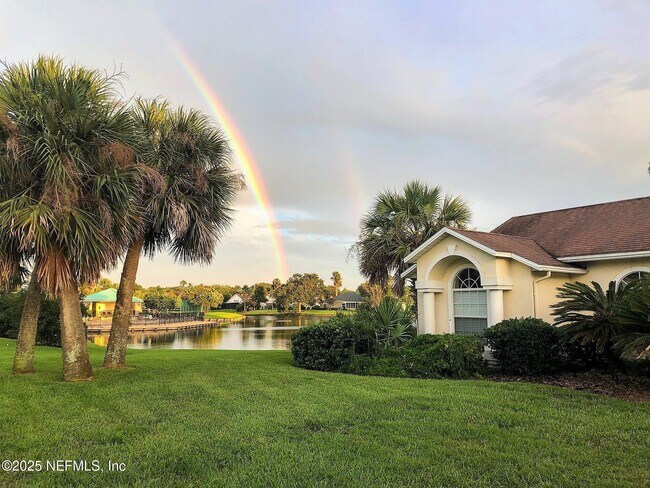 Foto del edificio - 361 Crossroad Lakes Dr