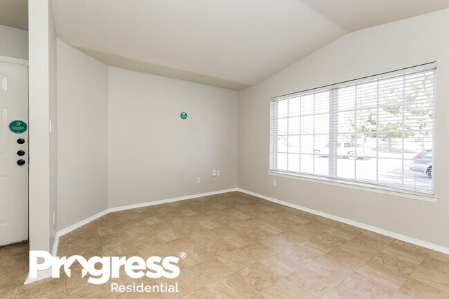 Building Photo - 4537 Loma Del Rey Cir