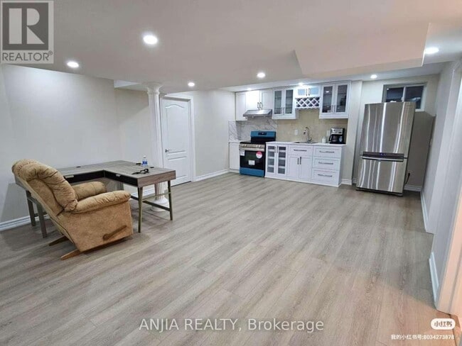 Building Photo - 30 Braeside Square